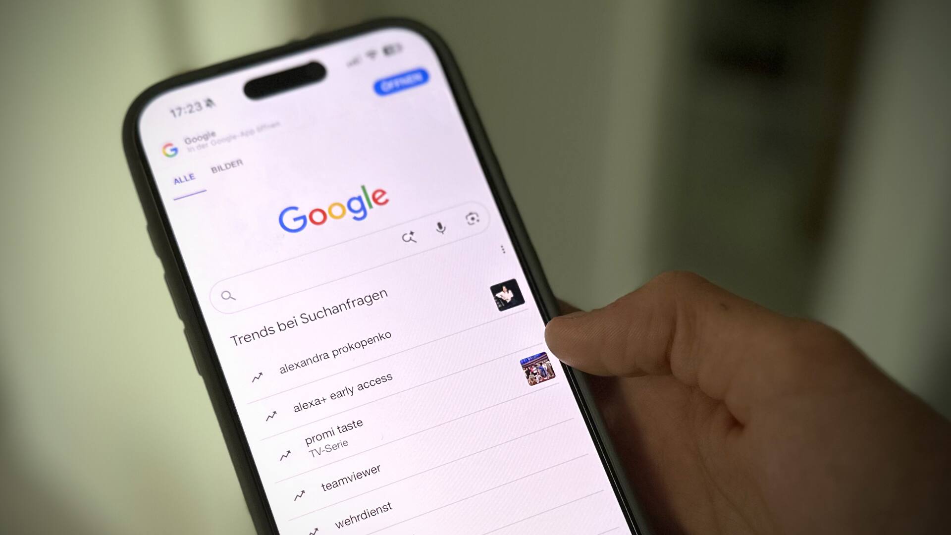 Die OZ bei Google als bevorzugte Quelle festlegen - so funktioniert die neue Funktion