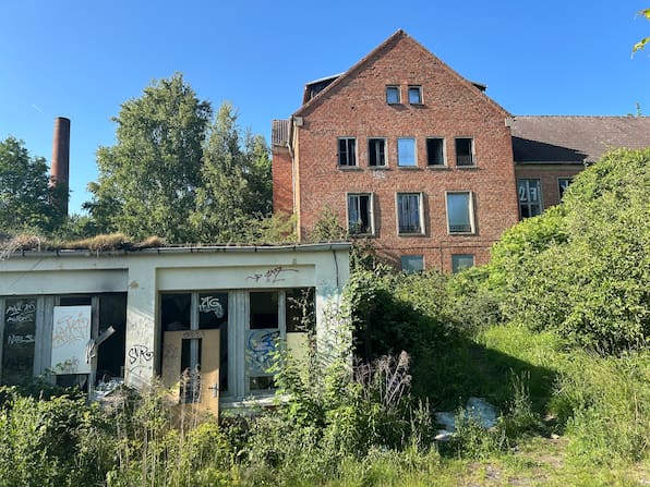 Schwerin: Land stoppt Umbau von KIW „Vorwärts“ – Baubeginn erst 2027