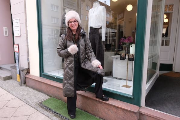Schwerinerin eröffnet mit 65 eine Designer-Boutique: „Der Ruhestand ist mir zu gemütlich“